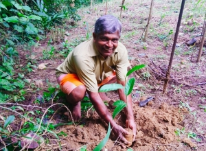 +94 77 180 0137_02.jpeg