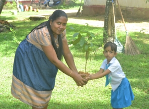 medharama mul lamaviya madayasthanaya... matara... weligama - sadini githma.jpg
